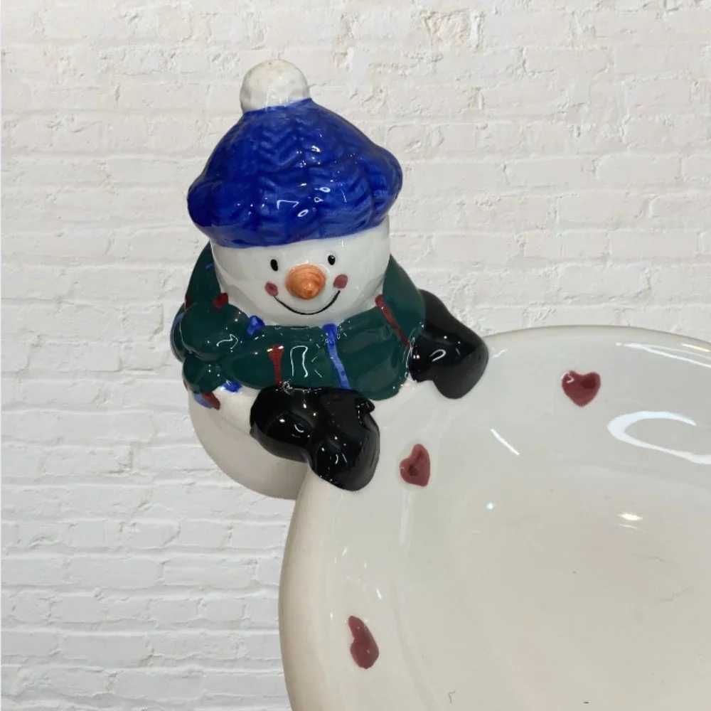 VINTAGE SERVEWARE -- Christmas Chip & Dip/Cheese Ball/Snack Bowl, Santa, Frosty